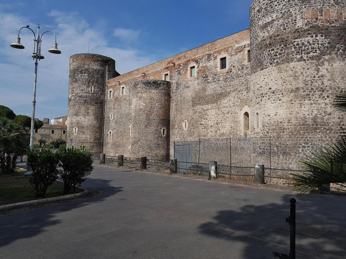 5, La Piccola Grotta Ursino, Catania
