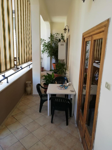 Others 4, B&B 43, Caserta
