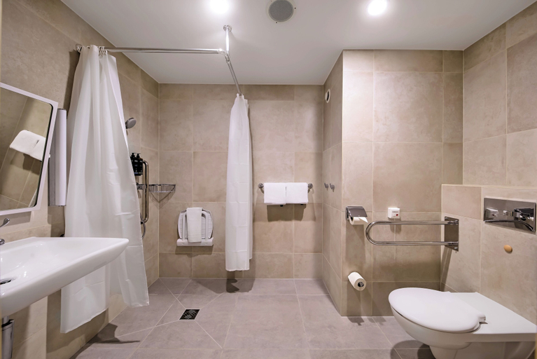 Bathroom 4, Mercure Gdansk Posejdon, Gdańsk City