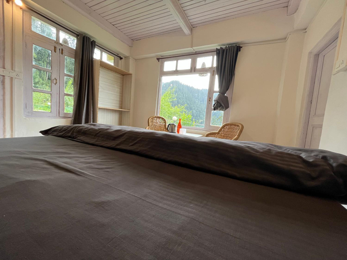 Bedroom 4, Odin Hostel Shoja, Kullu