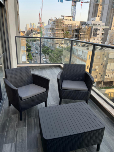 Balcony/terrace 2, Apartments4you Mika