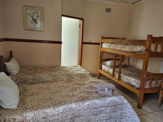 Bedroom 3, Emerald Guesthouse, Ekurhuleni