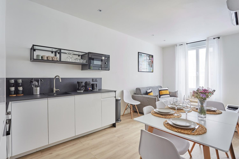 Others 4, Residence Center of Paris by Studio prestige, Paris