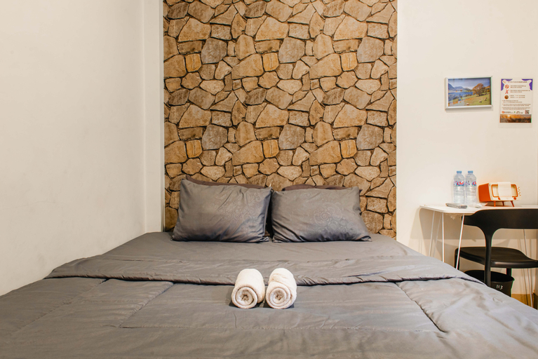 Bedroom 25