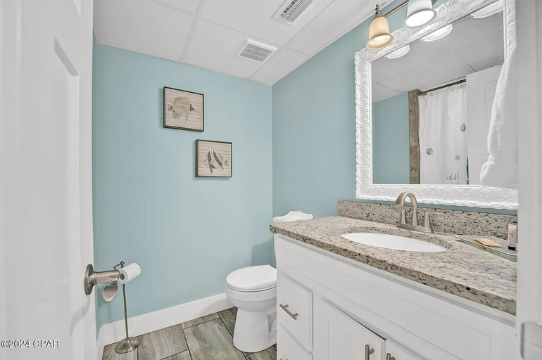 Bathroom 5, Edgewater Tower 3-104, Bay