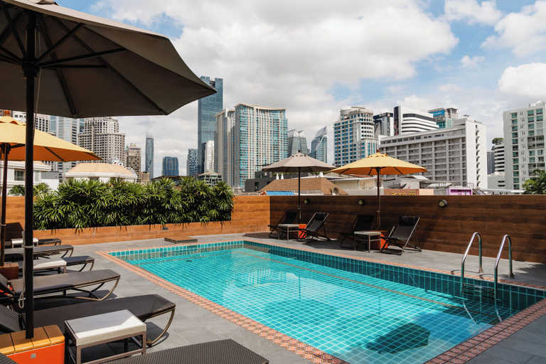 Sport & Beauty 2, The Dawin Hotel, Khlong Toey