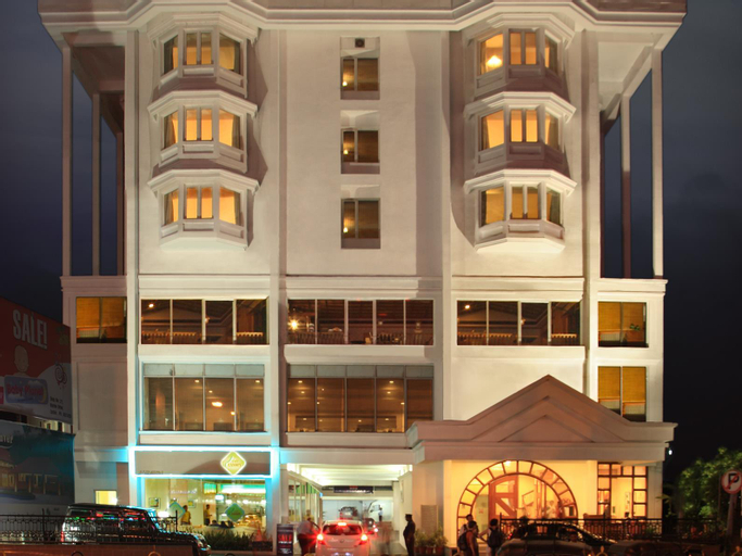 Hotel Abad Plaza, Ernakulam