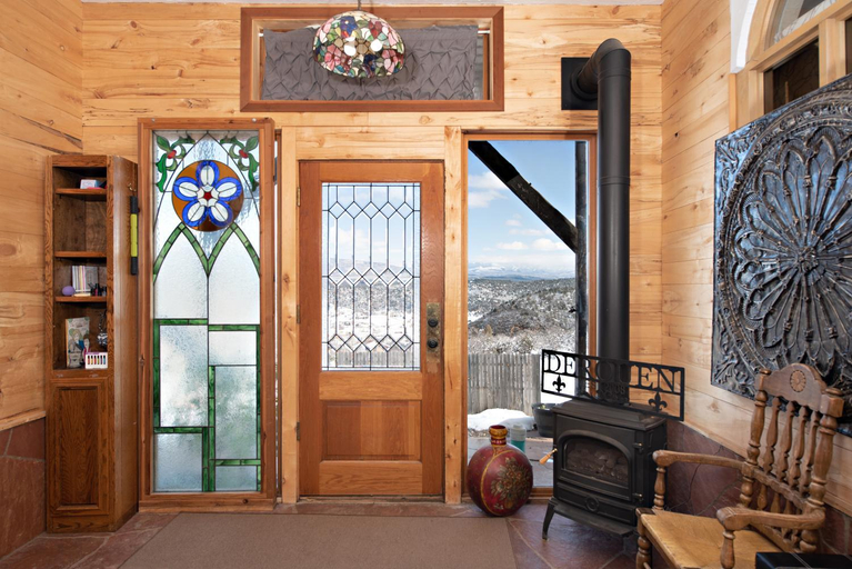 Others 2, Wanderer Studio, AN OFF GRID MOUNTAIN Guest Studio With Fantastic Views, Garfield