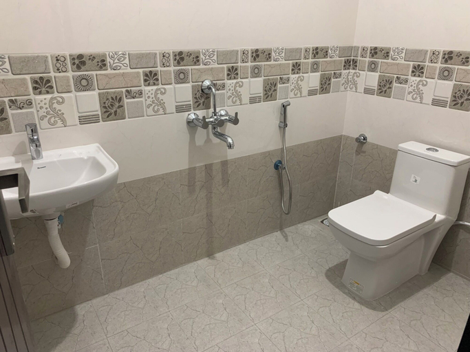 Bathroom 3, SAGAR NIWAS, Bangalore