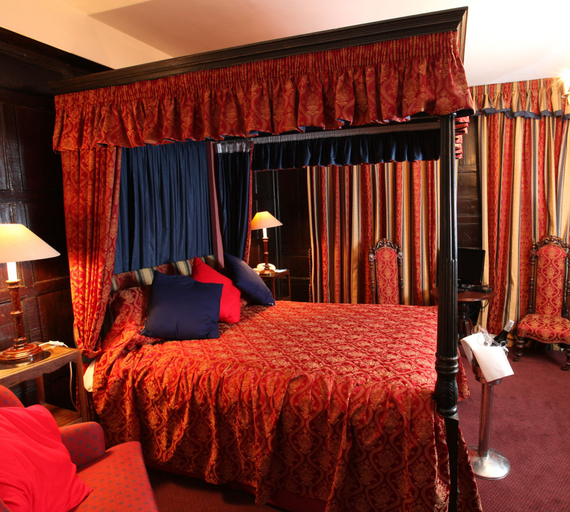 Bedroom 3, The Rose and Crown Hotel – Tonbridge, Kent