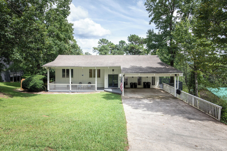 Exterior & Views 2, Pool Huge Porch Terrace House, Jefferson
