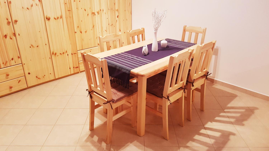 Others 2, APARTMANY POD CERCHOVEM, Domažlice