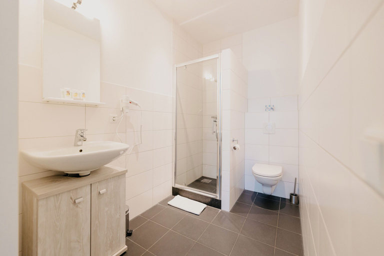 Bathroom 5, Amsterdam ID Aparthotel, Amsterdam