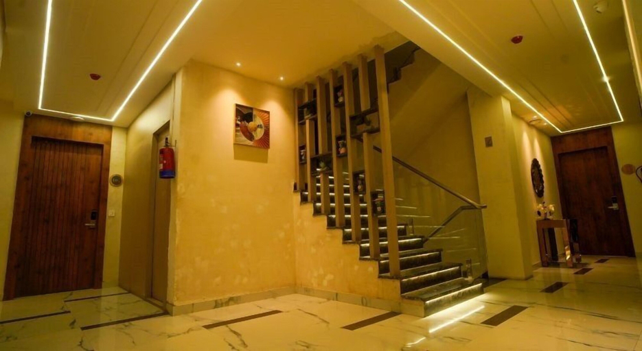 Others 5, Familia Hotel and Banquets, Lucknow
