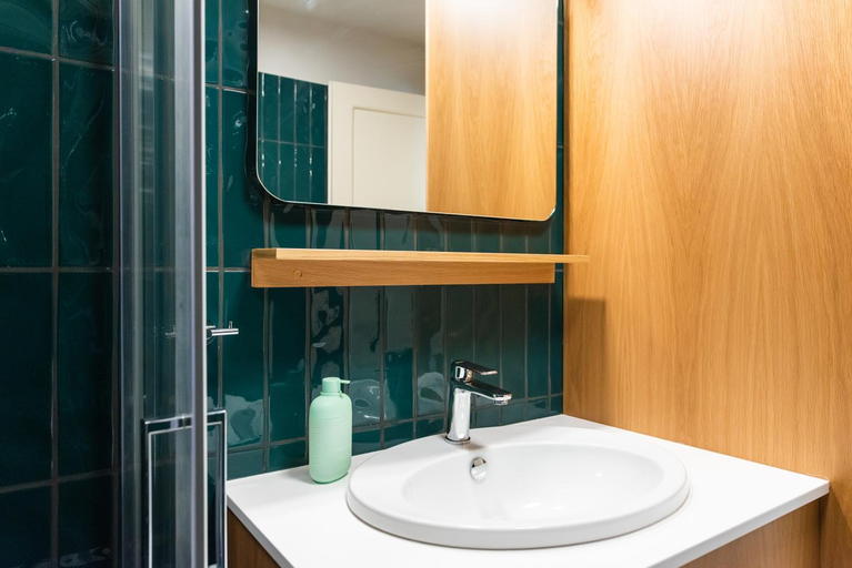 Bathroom 2, White Lotus by halu! Apartments, Central Macedonia