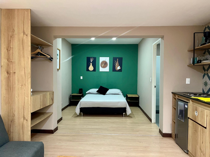 Bedroom 3, Aguacatala by Roots Rentals, Medellín