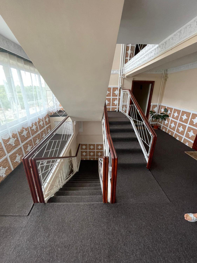 Others 3, Motel Orion, Tamboesti