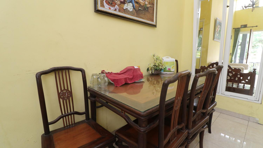 Dining Room 6