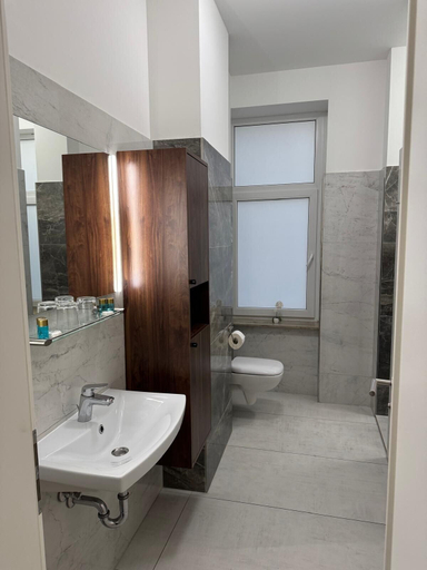 Bathroom 5, A&F Hotel, Chemnitz