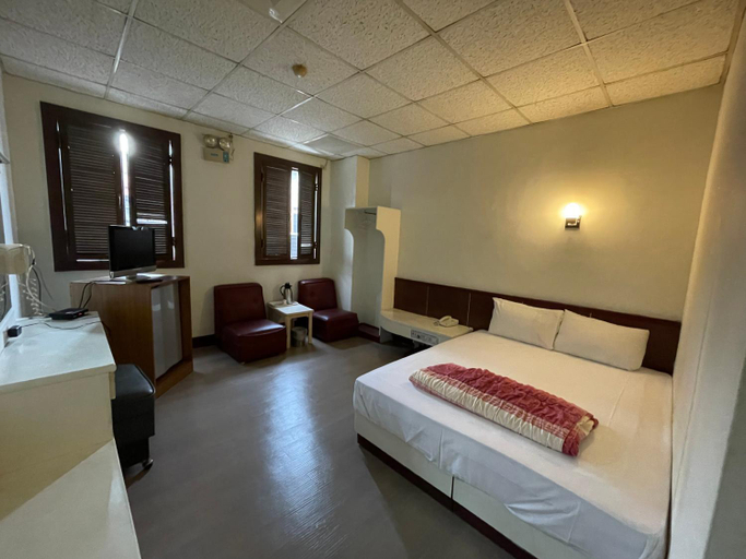 Others 2, New Bright Hotel, Miaoli