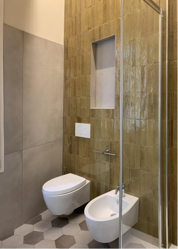 Bathroom 3, Palazzo Fritz, Verona