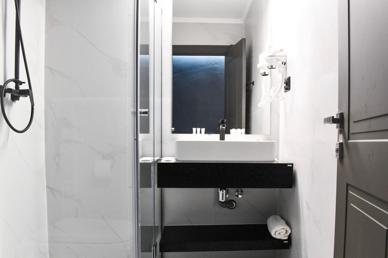 Bathroom 4, HOTEL TOPAZ 4* CAP AURORA, Mangalia
