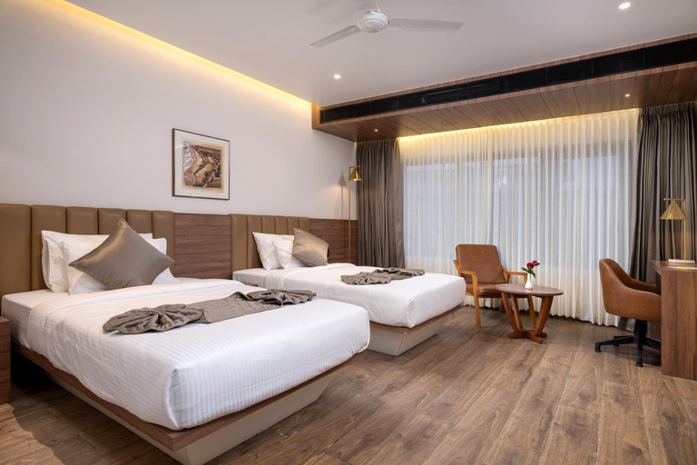 Others 2, Crystal Suites, Kozhikode