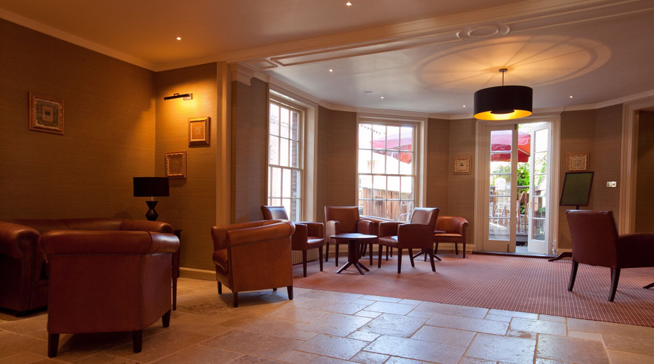 Others 5, The Rose and Crown Hotel – Tonbridge, Kent