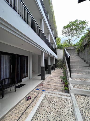 Others 3, Green Hill Inn, Badung