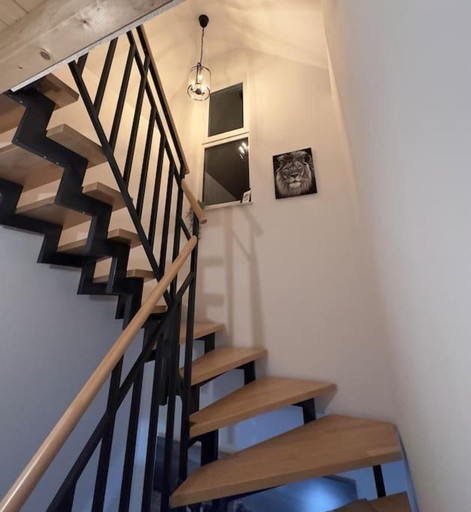3, WORKATION Luxury Nature House , 10 min VW , Relax from Work mit Terrasse, Balkon und Parkplatz, Gifhorn
