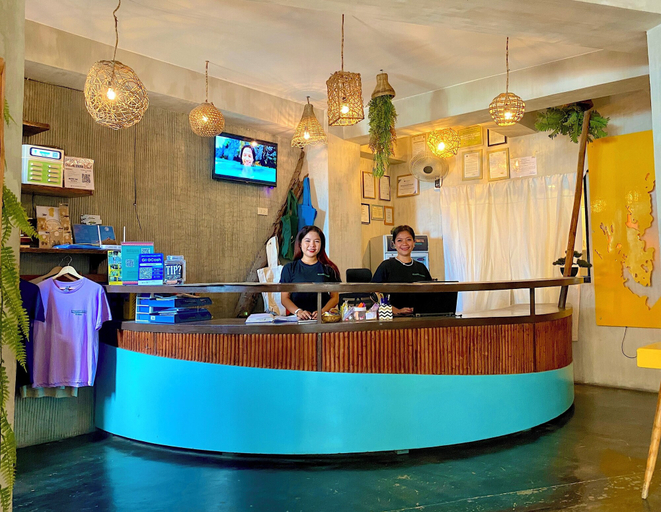 Public Area 2, Happiness Hostel El Nido, El Nido
