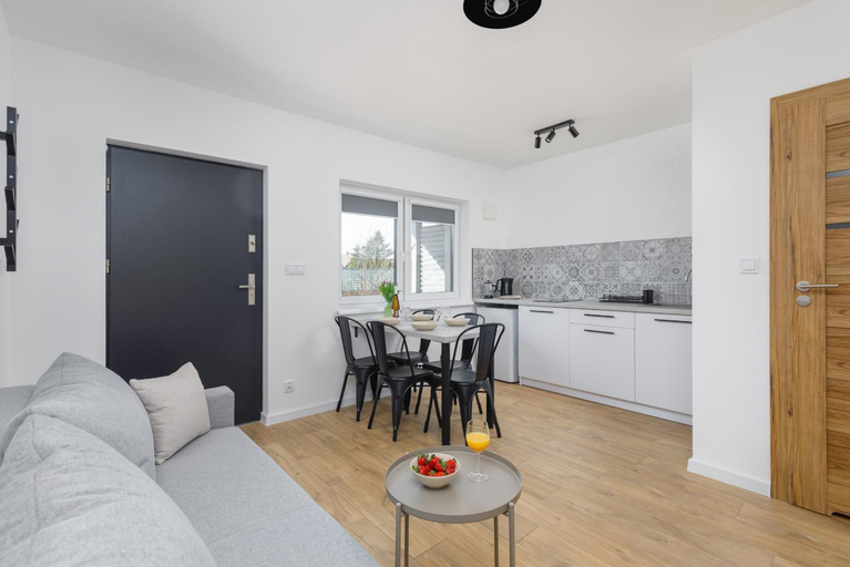 Others 3, Seaside Escape Mielenko by Noclegi Renters, Koszalin