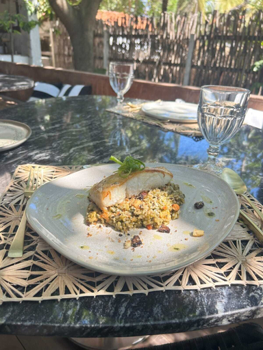 Food & Drinks 26
