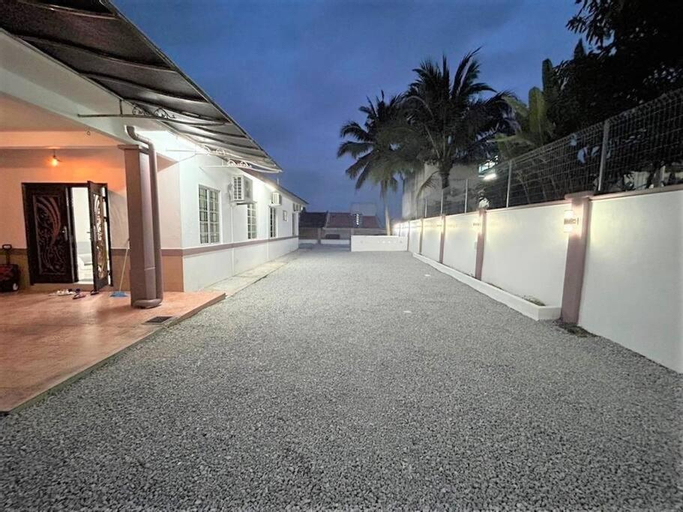 Home of Camper 659 in Seremban (16-18Pax), Seremban
