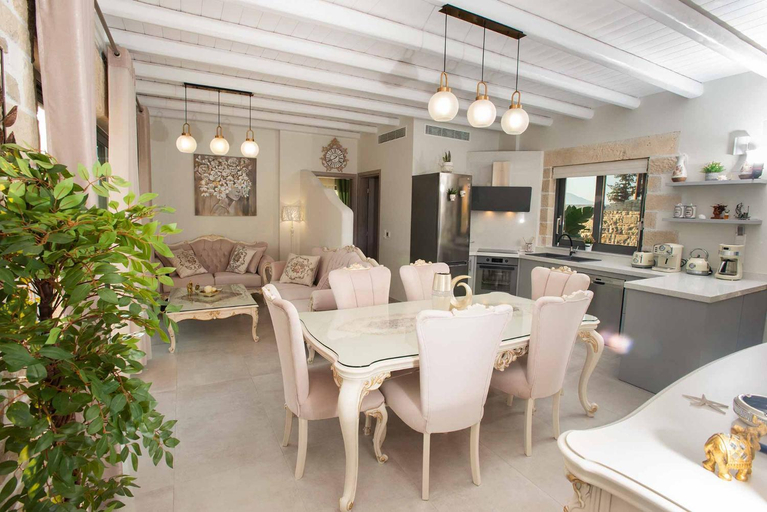 Facilities 5, Villa Stone Diamond, Faistos