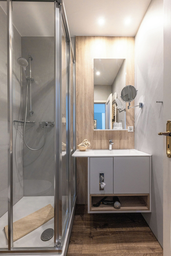 Bathroom 4, Hotel Villa Benz, Rhein-Neckar-Kreis