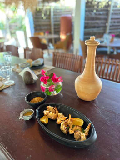 Food & Drinks 14