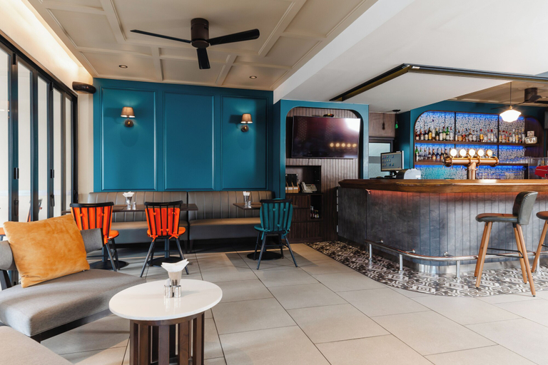 Food & Drinks 4, The Dawin Hotel, Khlong Toey