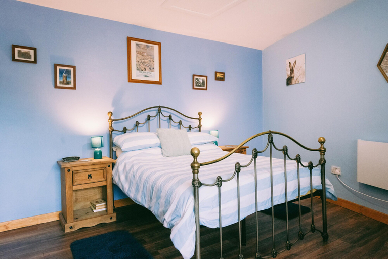 Bedroom 4, Cozy Scarning Apartment for Two, Norfolk