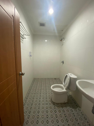 Bathroom 4, MAHANAIM HOTEL, Manokwari