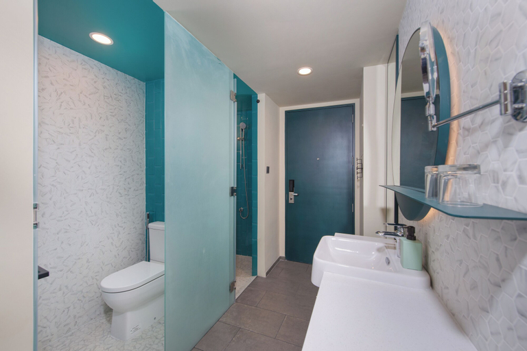 Bathroom 22