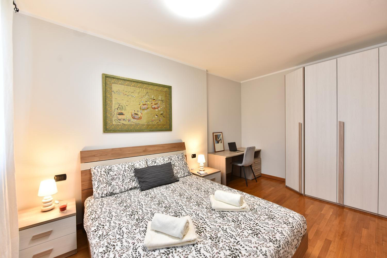 Bedroom 2, CaseOspitali - Masai Mara House elegante bilo con ampio balcone, Milano