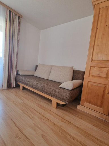 Others 4, Haus Beim Seppl, Bolzano