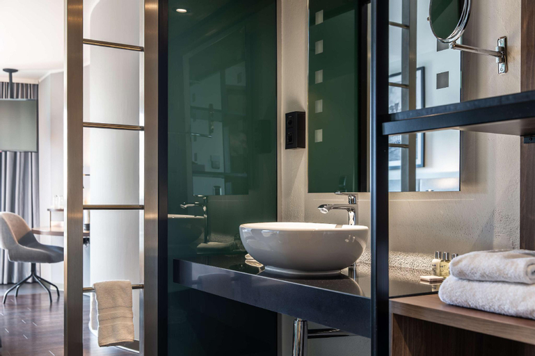 Bathroom 3