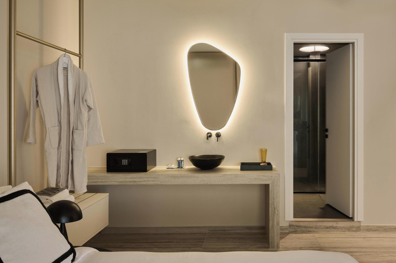Bedroom 3, Finders Top Floor Apartments, Attica