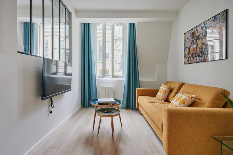 Others 3, Residence Center of Paris by Studio prestige, Paris