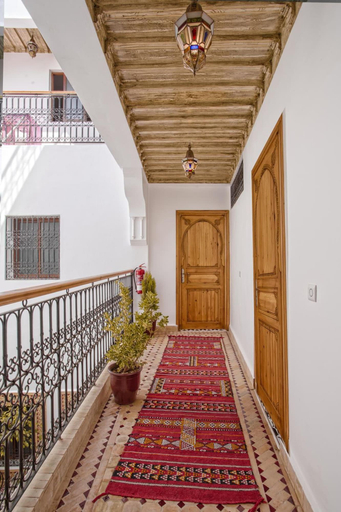 Others 5, Amour d'auberge - Hostel, Marrakech
