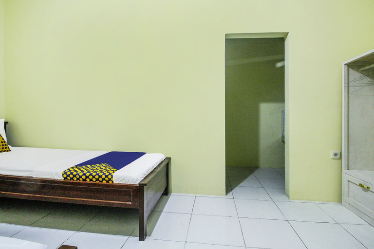 Bedroom 5, OYO Life 91606 Nadin Guest House Syariah, Garut