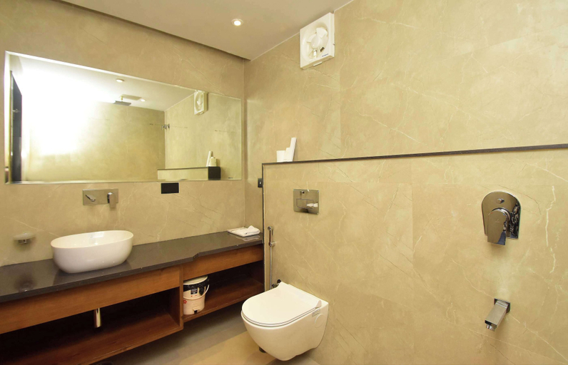 Bathroom 4, Amer City Heritage Hotel, Jaipur