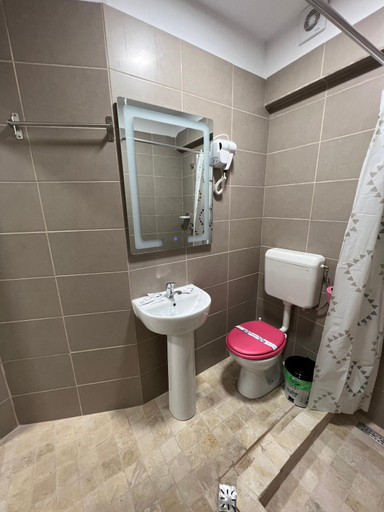 Bathroom 3, Hostel Casa Popa Nan, Municipiul Bucuresti